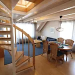 度假居 Gaestehaus Maeder Am Hafen