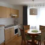 Gaestehaus Maeder Am Hafen 度假居 乌尔丁根-米尔霍芬