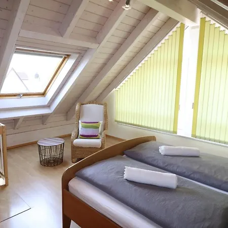 Gaestehaus Maeder Am Hafen ウールディンゲン・ミュールホーフェン