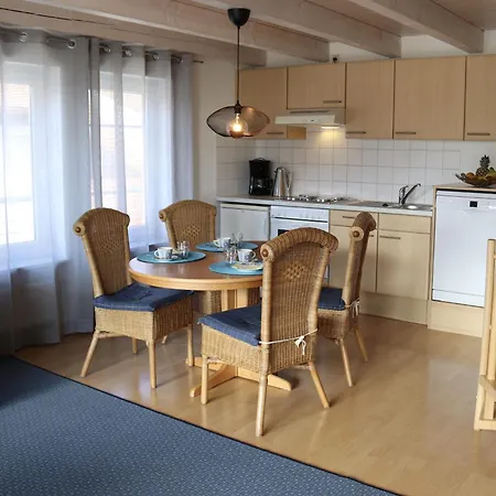 Tatil Evi Gaestehaus Maeder Am Hafen Uhldingen-Mühlhofen