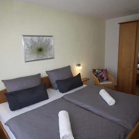 Gaestehaus Maeder Am Hafen Uhldingen-Mühlhofen